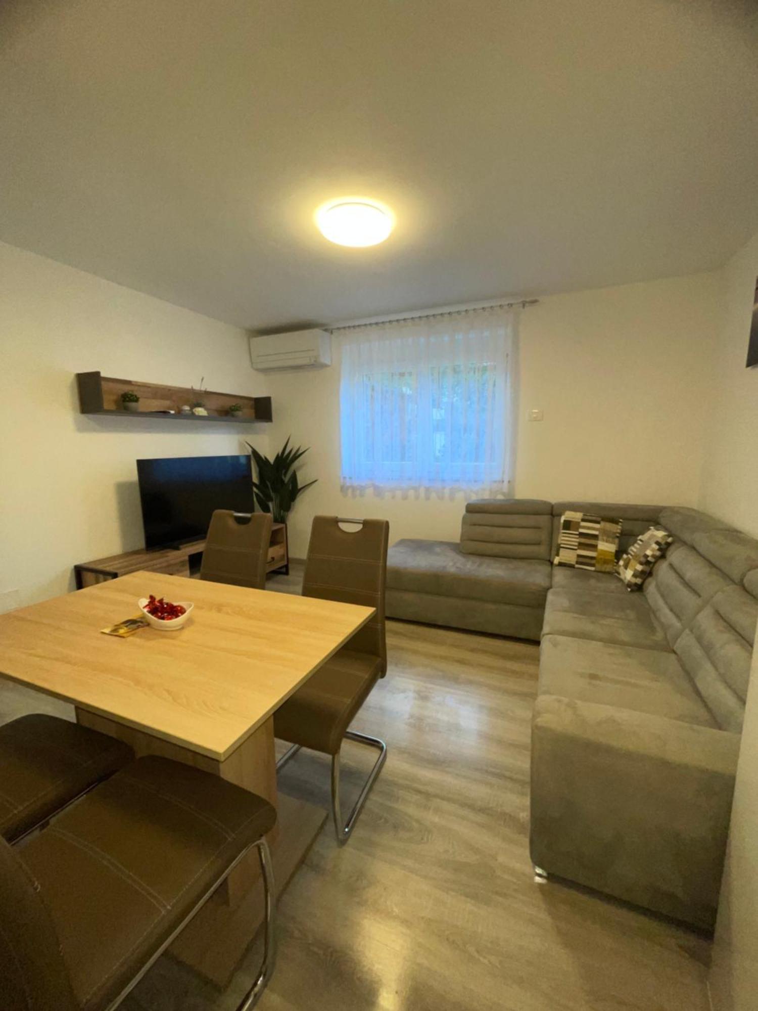 Apartma Dzana Zaga Dış mekan fotoğraf